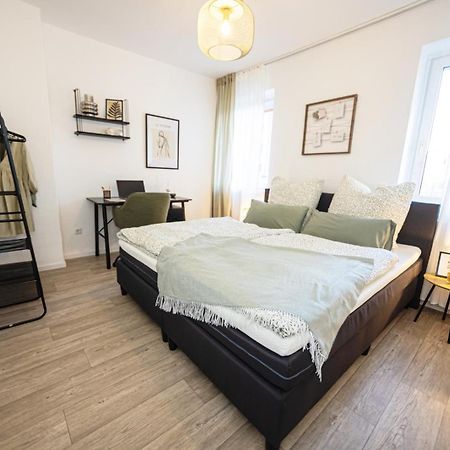 Blossfeld-Apartments Geraeumige Stadtoase Mitten Im Zentrum Mit 3 Schlafzimmern, Gratis Parkplatz, W-Lan, Netflix Jena Bagian luar foto