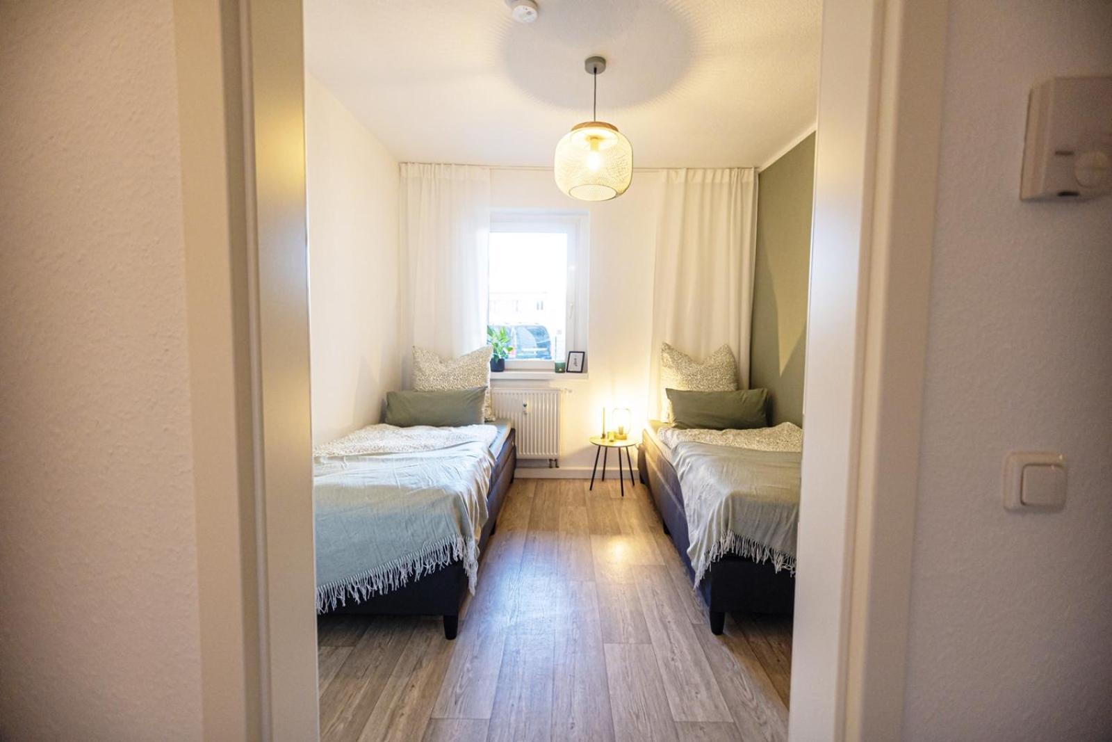 Blossfeld-Apartments Geraeumige Stadtoase Mitten Im Zentrum Mit 3 Schlafzimmern, Gratis Parkplatz, W-Lan, Netflix Jena Bagian luar foto
